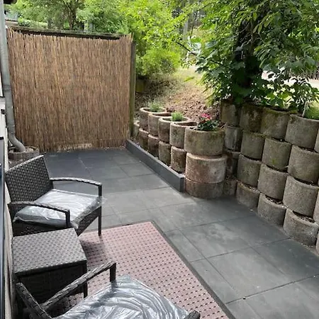 Mahira Im Luftkurort Schindeldorf *